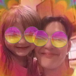 Meet your Posher, Carla